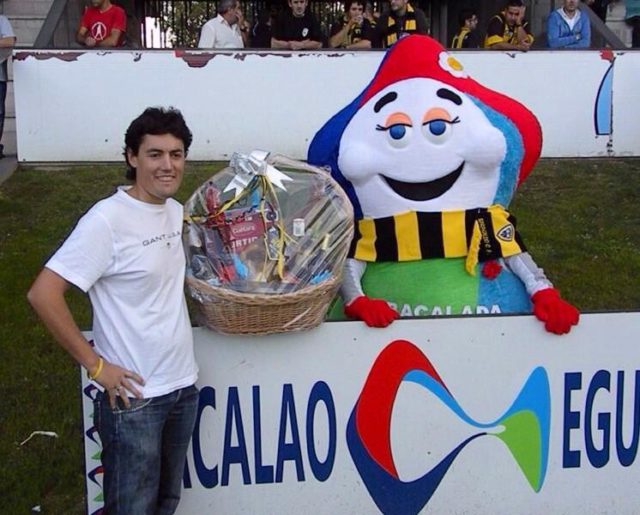 homenaje ex jugadores, regalos
