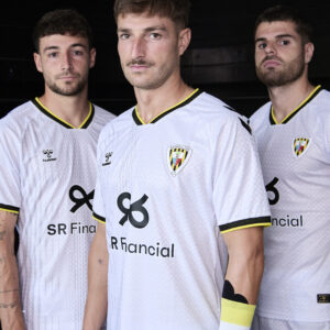 Tercera equipación - T26/27